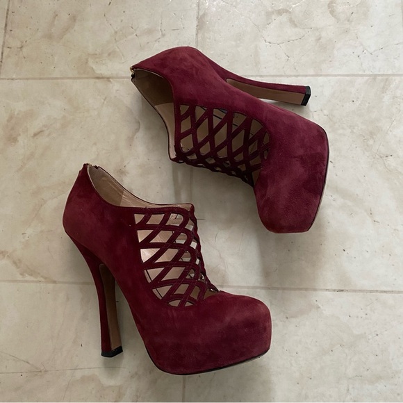 Prada Shoes - Prada Made in Italy Calzature Donna Oxblood Suede Cutout Platform Heels size 6.5